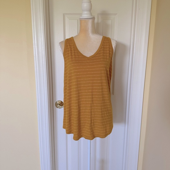 A.n.a Tank Top - Picture 1 of 2